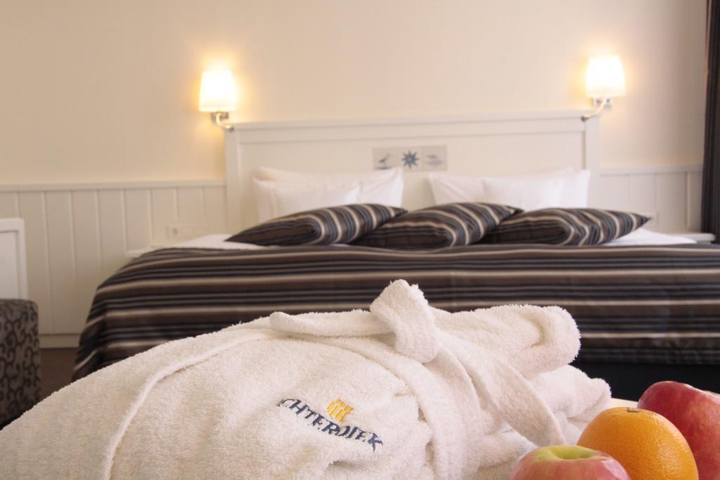Romantik Hotel Achterdiek ユイスト エクステリア 写真
